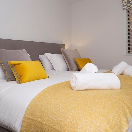 2 Putsborough - Luxury Apartment At Byron Woolacombe, Only 4 Minute Walk To Woolacombe Beach! Kültér fotó